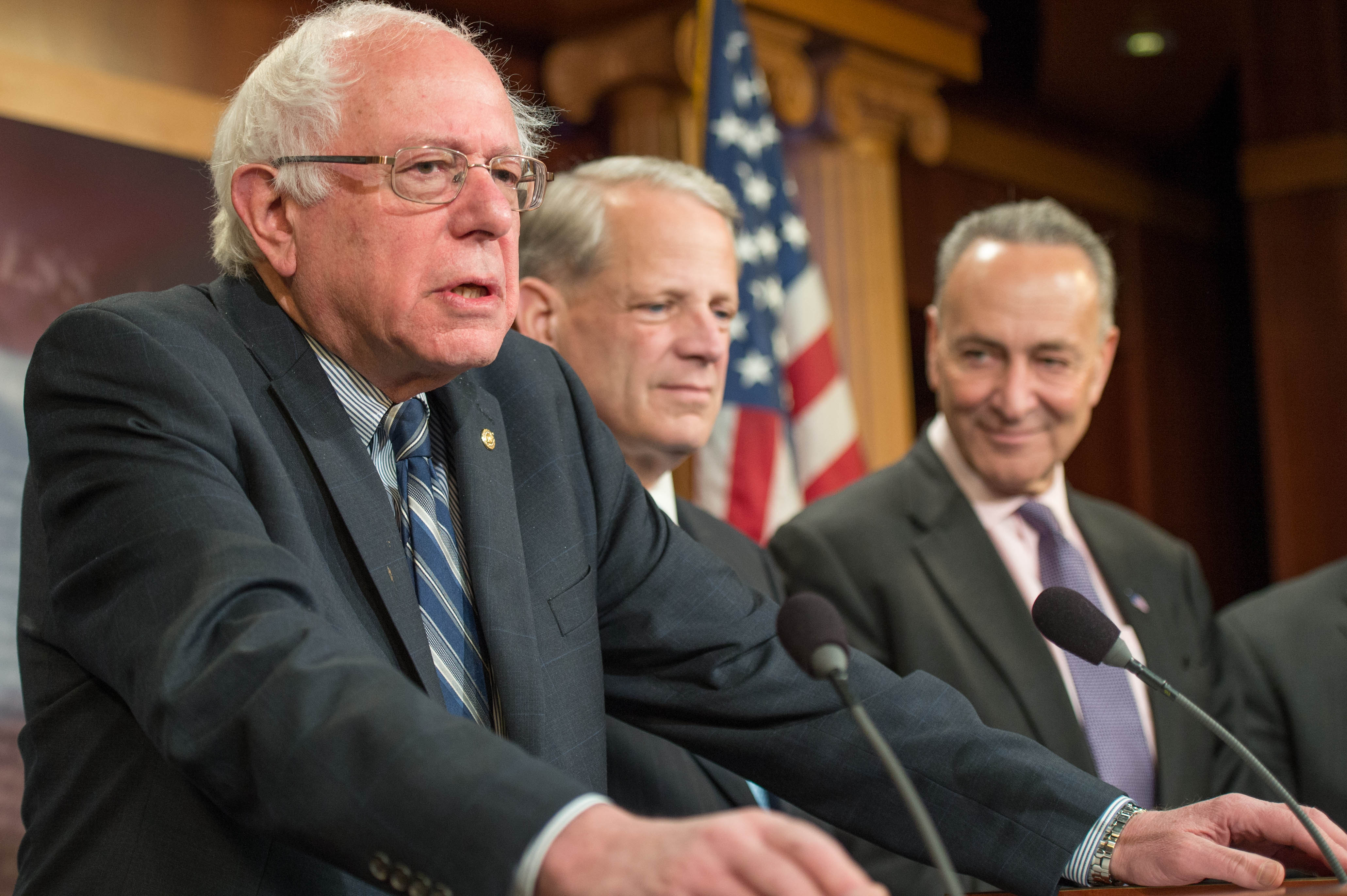 Bernie Sanders gets a leadership seat as Senate Democrats broaden their coalition